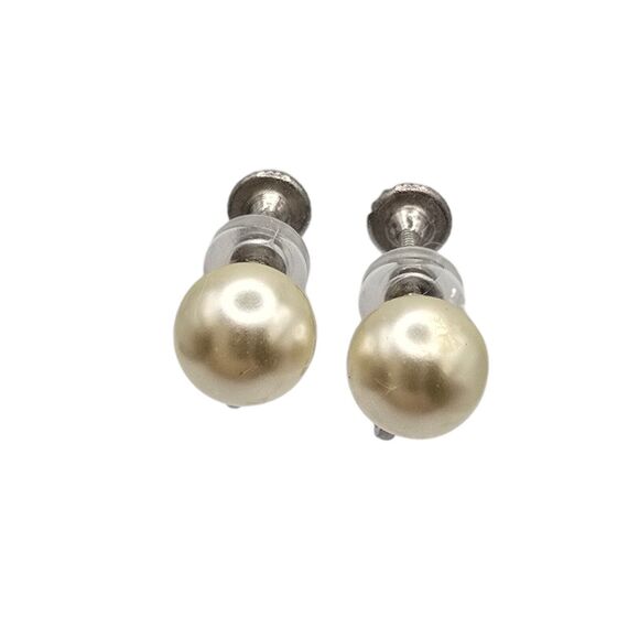 Vintage Screw Back Earrings Cream Faux Pearl Beads Silver Tone Classic Style - Picture 3 of 10